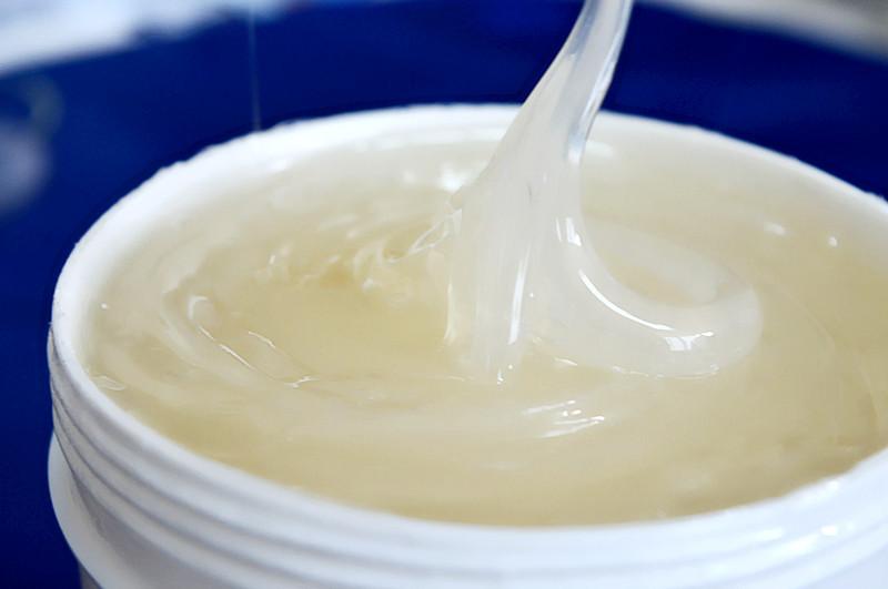 選擇開式齒輪傳動潤滑脂需考慮哪些因素？